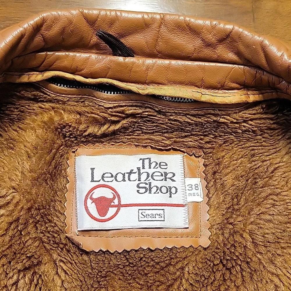 *VINTAGE* 1970s Genuine Leather Bomber Jacket •The Leather Shop by Sears - Picture 5 of 11